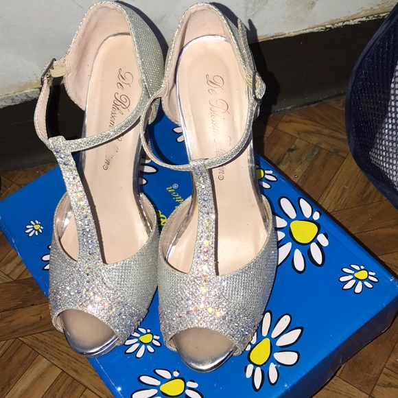 SILVER STUDDED OPEN TOE HEELS - Picture 1 of 5